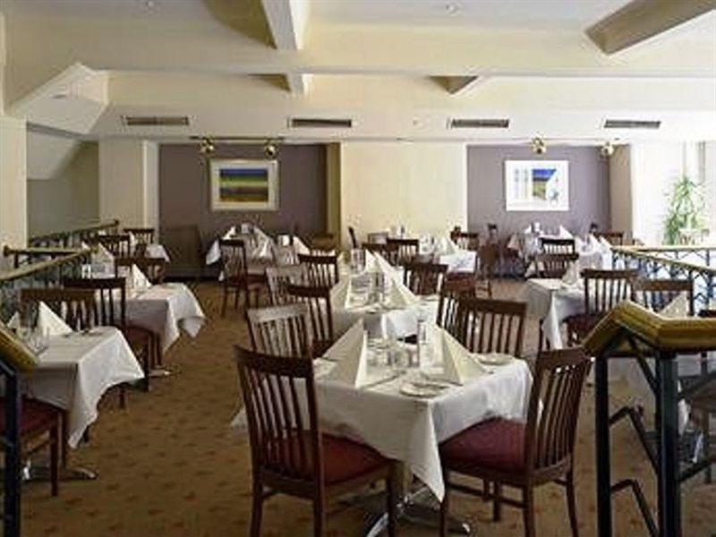 Grosvenor Hotel Adelaide Restoran foto